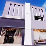 Super Collection O Asalpha Near International Airport